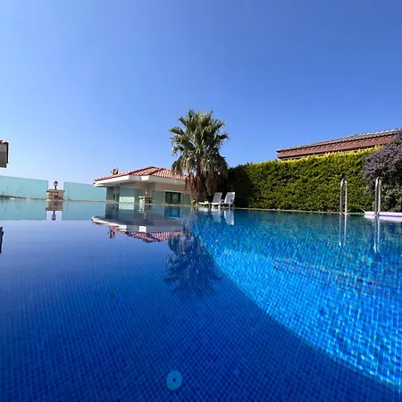 Alacati Havuzlu 别墅 *