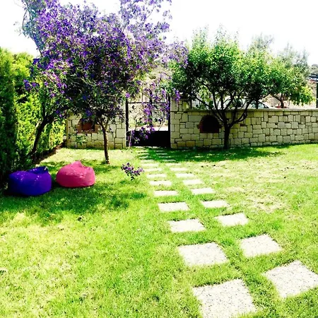 Alacati Havuzlu * Cesme